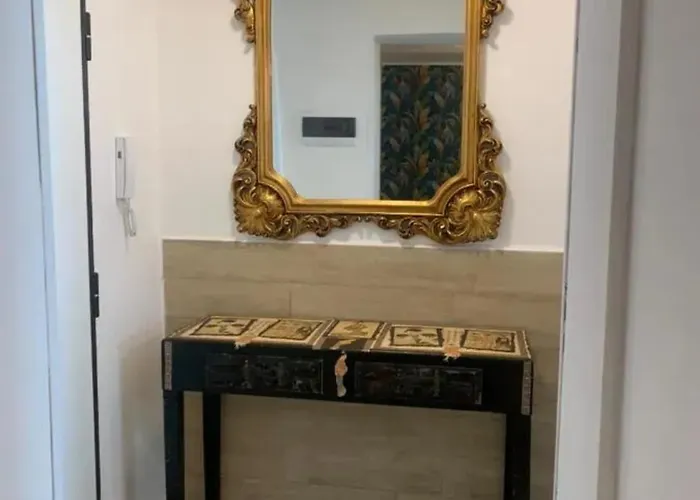 Appartement Modern In With Air Conditioning And Parking *