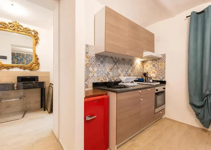 Appartement Modern In With Air Conditioning And Parking Bari